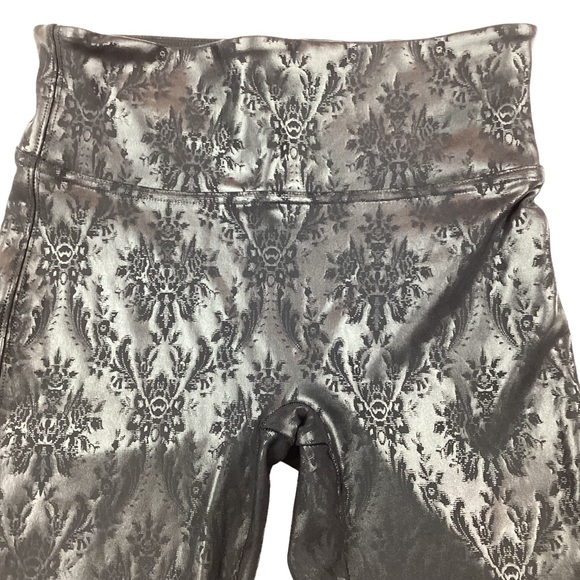 SPANX leggings - Picture 4 of 11